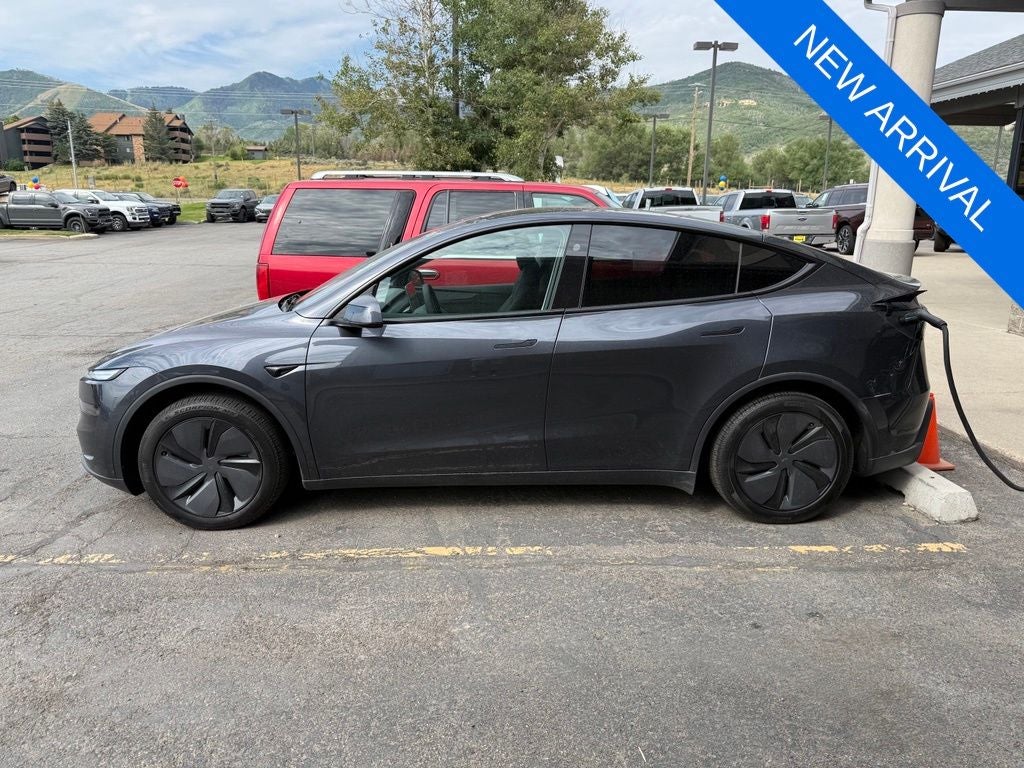 2026 Tesla Model Y Base