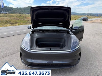 2026 Tesla Model Y Base