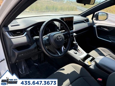 2025 Toyota RAV4 Plug-In Hybrid SE