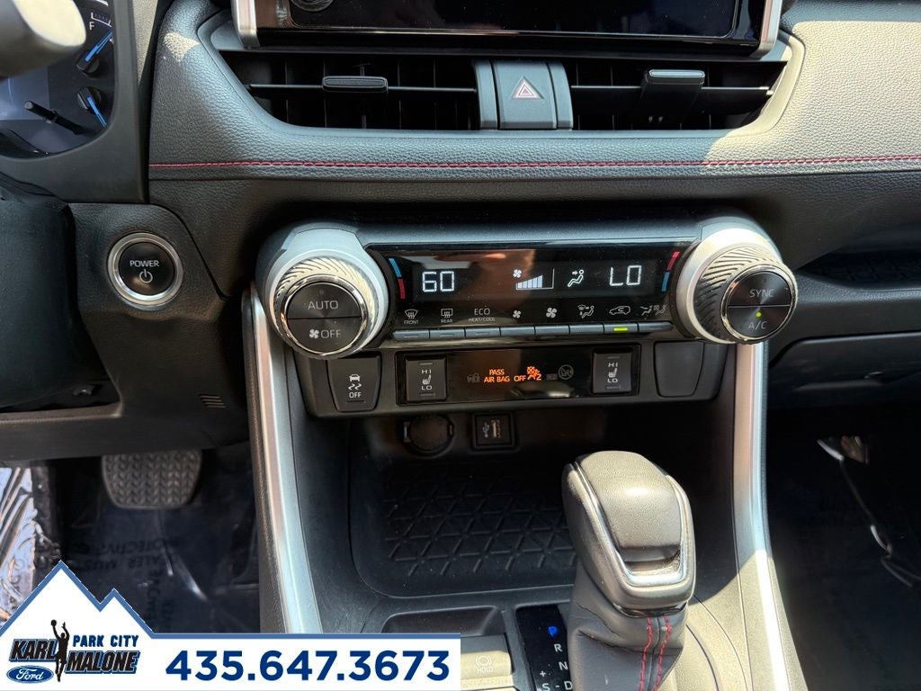 2025 Toyota RAV4 Plug-In Hybrid SE