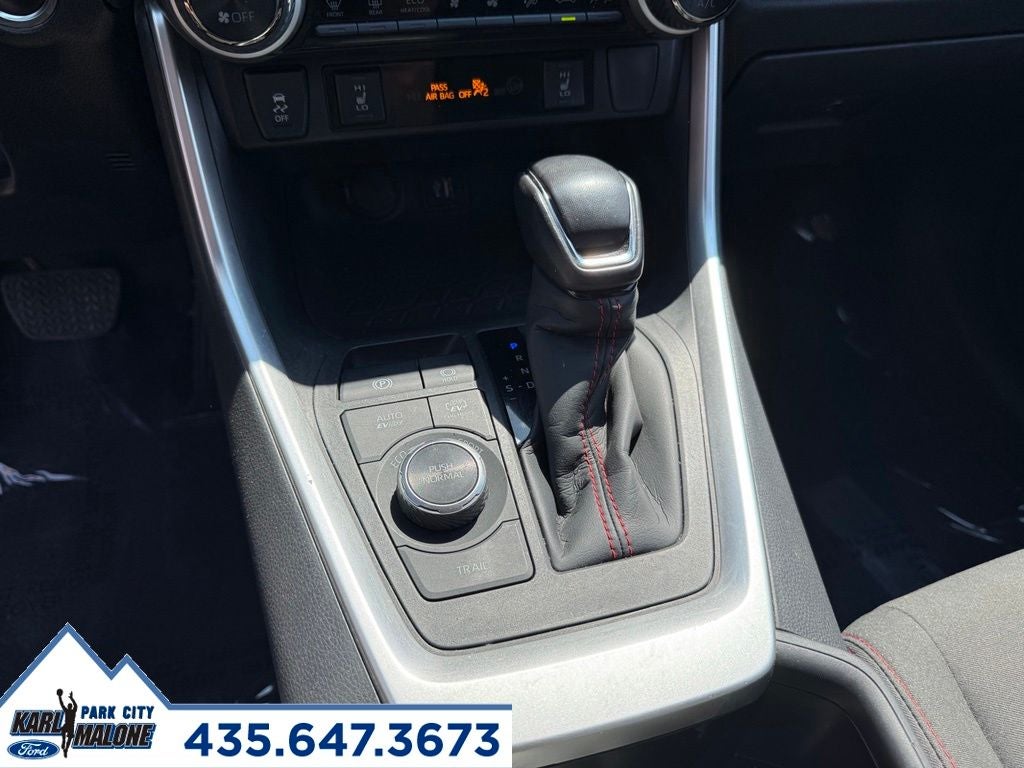 2025 Toyota RAV4 Plug-In Hybrid SE