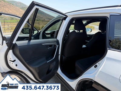 2025 Toyota RAV4 Plug-In Hybrid SE