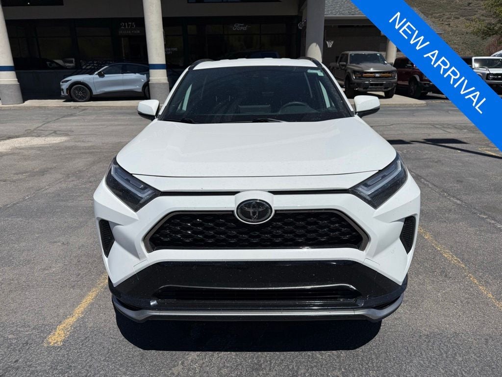 2025 Toyota RAV4 Plug-In Hybrid SE