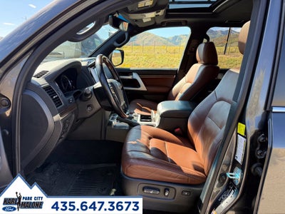 2018 Toyota Land Cruiser Base