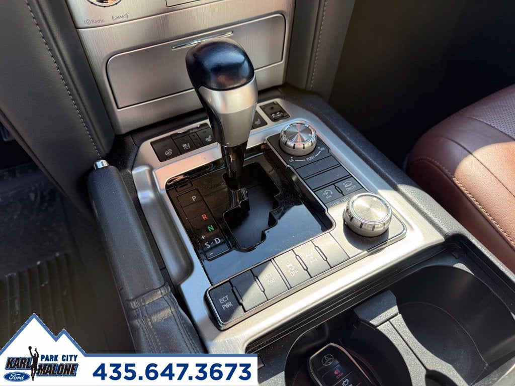 2018 Toyota Land Cruiser Base