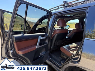 2018 Toyota Land Cruiser Base