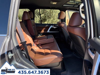 2018 Toyota Land Cruiser Base