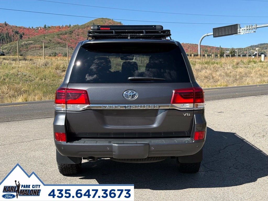 2018 Toyota Land Cruiser Base