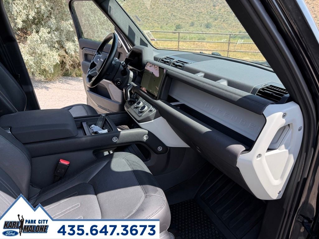 2022 Land Rover Defender 110 X-Dynamic SE