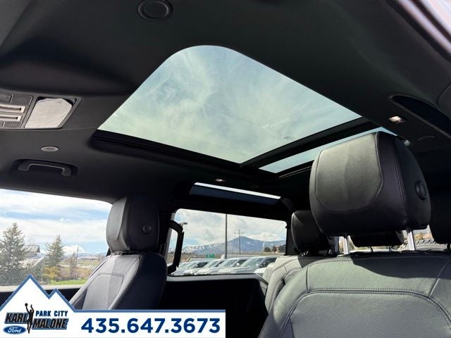 2024 Land Rover Defender 90 S