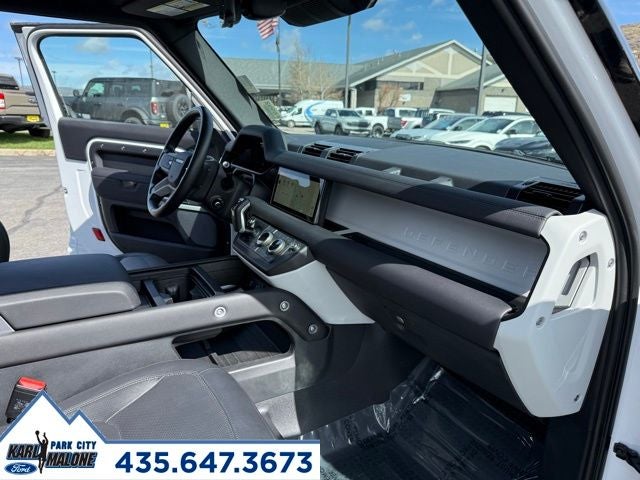 2024 Land Rover Defender 90 S