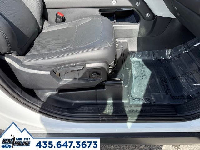 2024 Land Rover Defender 90 S