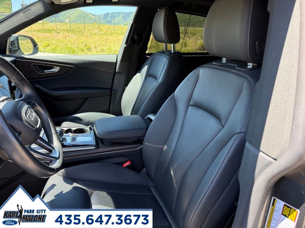2021 Audi Q8 55 Prestige quattro