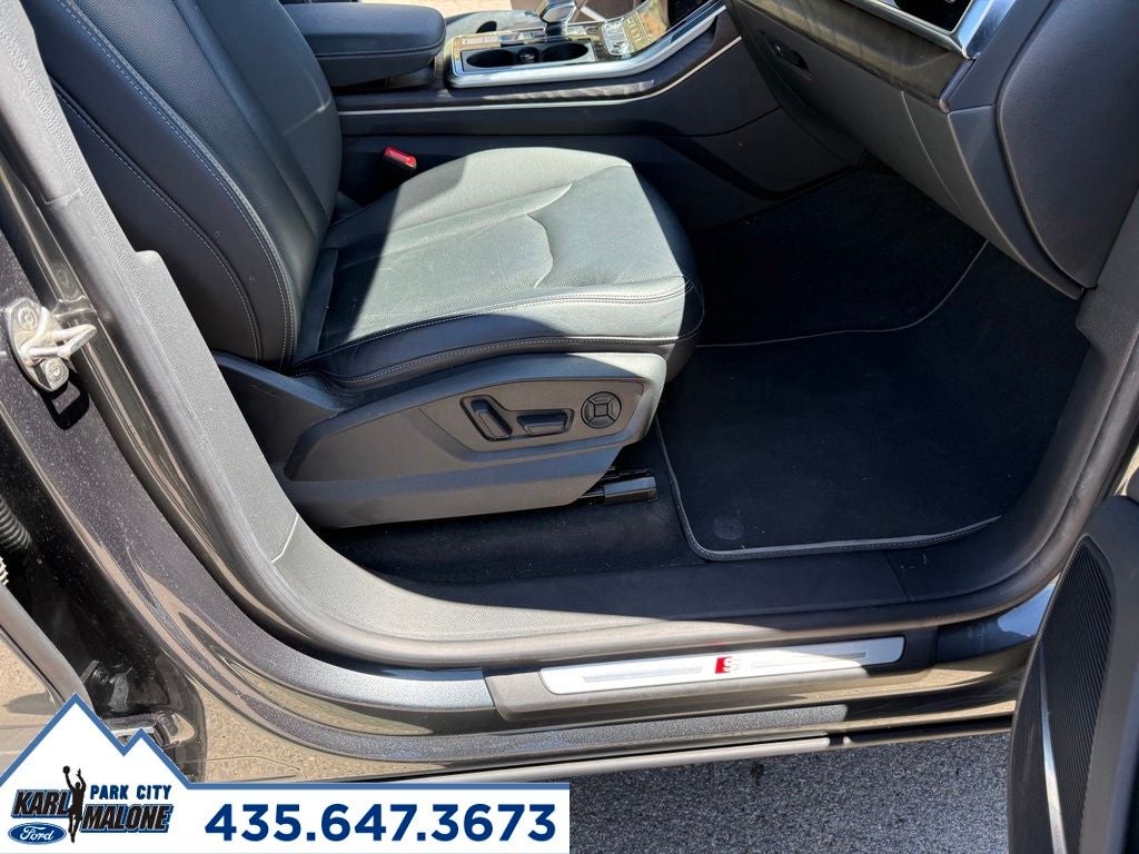 2021 Audi Q8 55 Prestige quattro