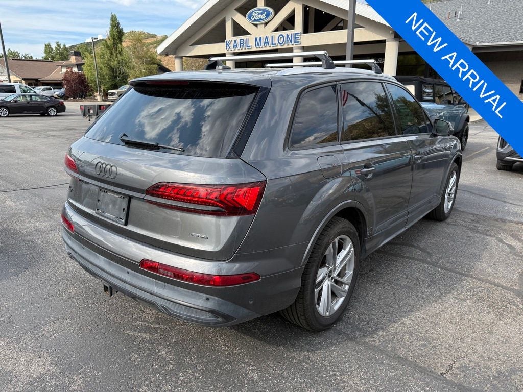 2021 Audi Q7 45 Premium Plus quattro