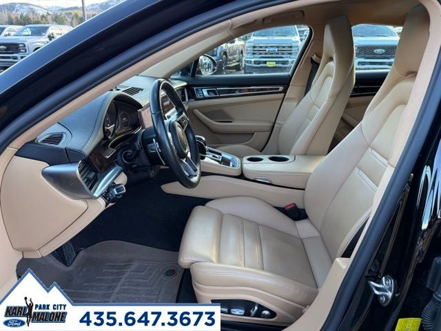 2018 Porsche Panamera 4