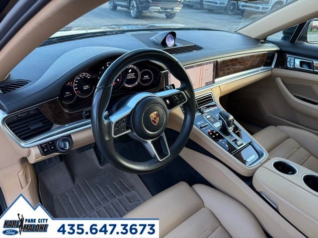 2018 Porsche Panamera 4