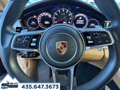2018 Porsche Panamera 4