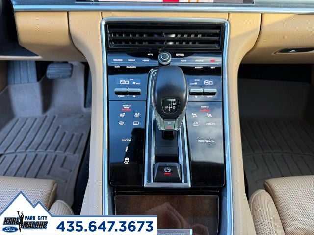 2018 Porsche Panamera 4