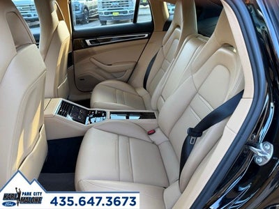 2018 Porsche Panamera 4