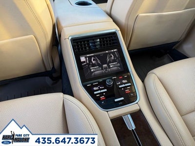 2018 Porsche Panamera 4