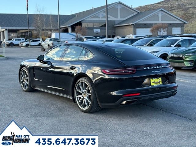 2018 Porsche Panamera 4