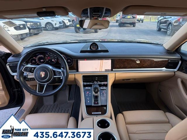 2018 Porsche Panamera 4