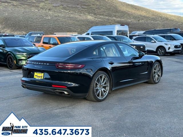 2018 Porsche Panamera 4