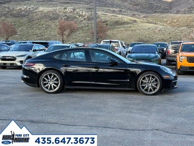 2018 Porsche Panamera 4
