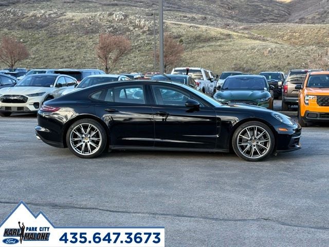 2018 Porsche Panamera 4