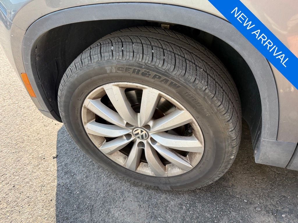 2011 Volkswagen Tiguan SEL 4Motion