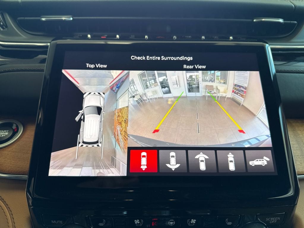 2022 Jeep Grand Cherokee Summit