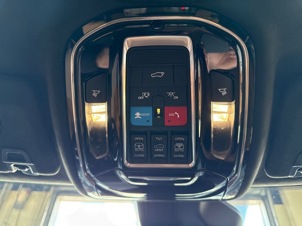 2022 Jeep Grand Cherokee Summit