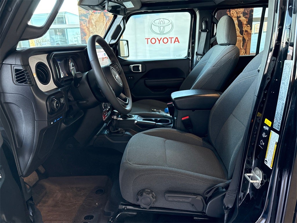 2024 Jeep Wrangler Willys 4xe