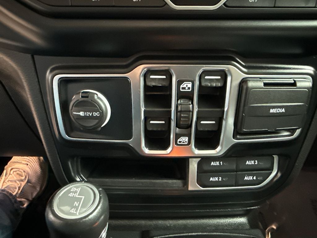 2022 Jeep Gladiator Overland