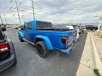 2022 Jeep Gladiator Overland