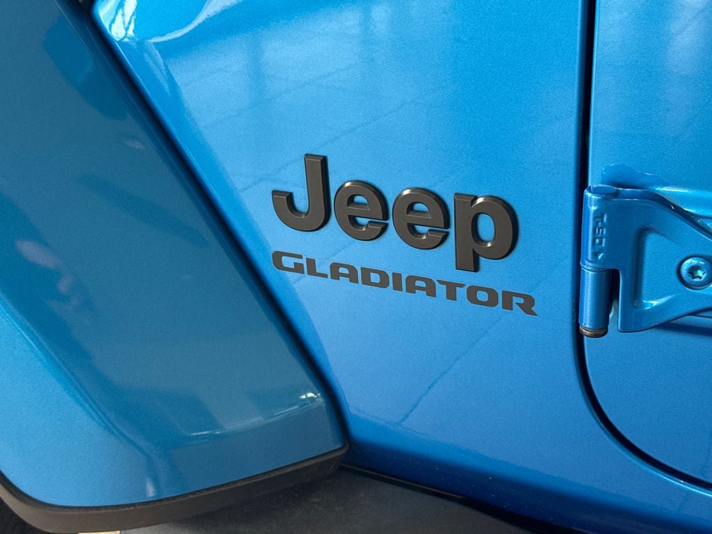 2022 Jeep Gladiator Overland