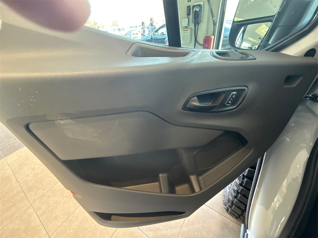 2022 Ford Transit-350 XLT