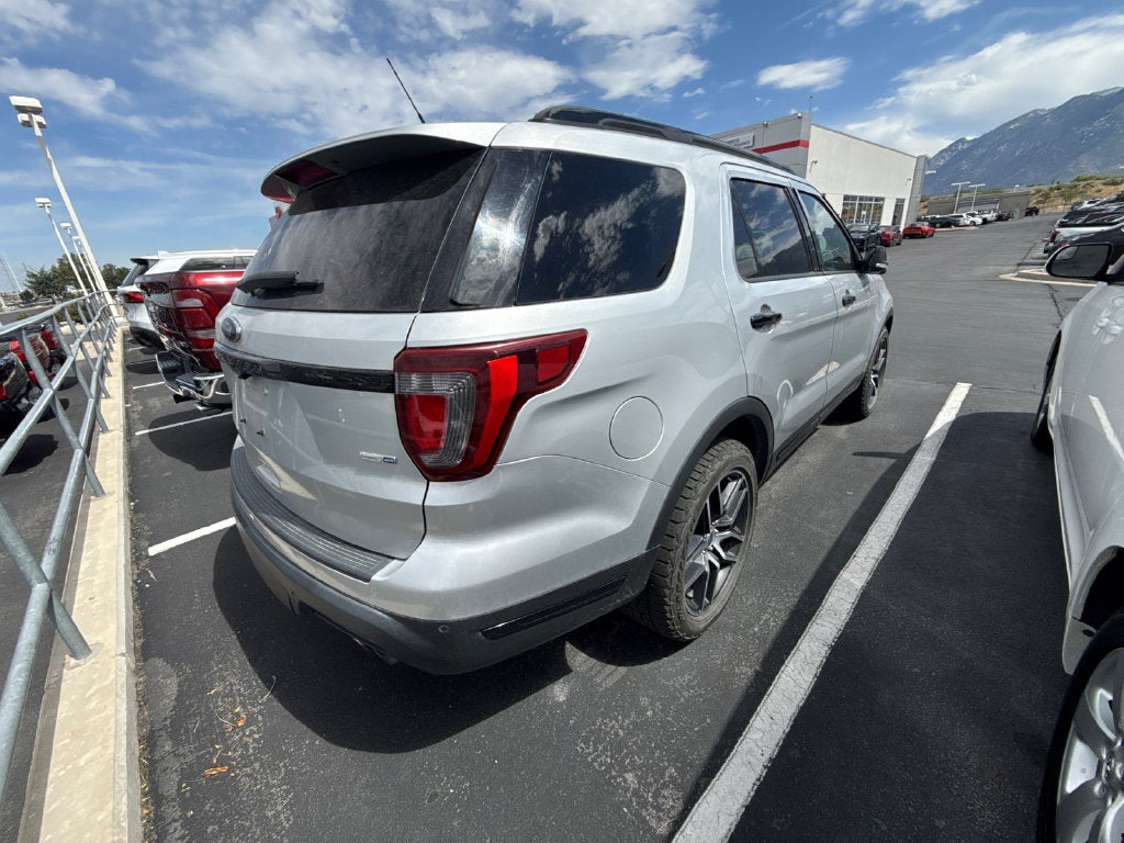 2019 Ford Explorer Sport