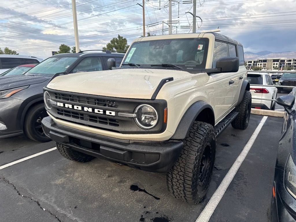 2025 Ford Bronco Base