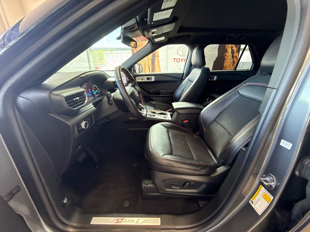 2023 Ford Explorer ST-Line