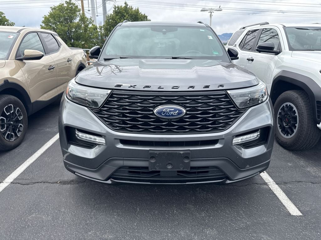 2023 Ford Explorer ST-Line