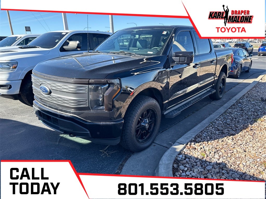 2023 Ford F-150 Lightning Lariat