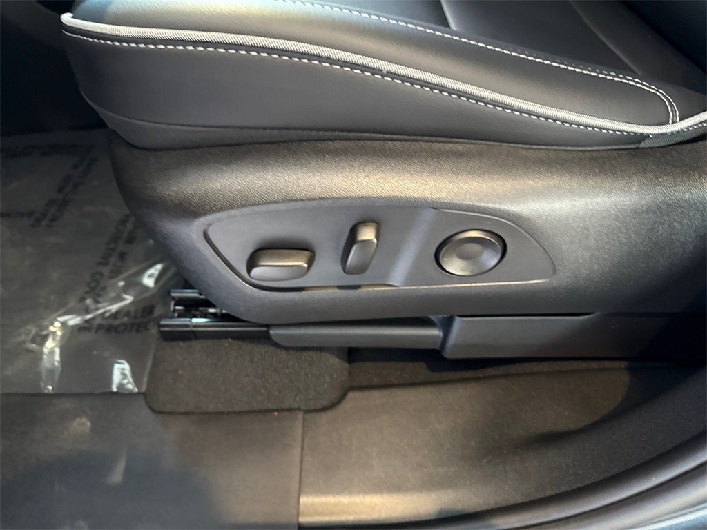 2025 Chevrolet Silverado EV LT