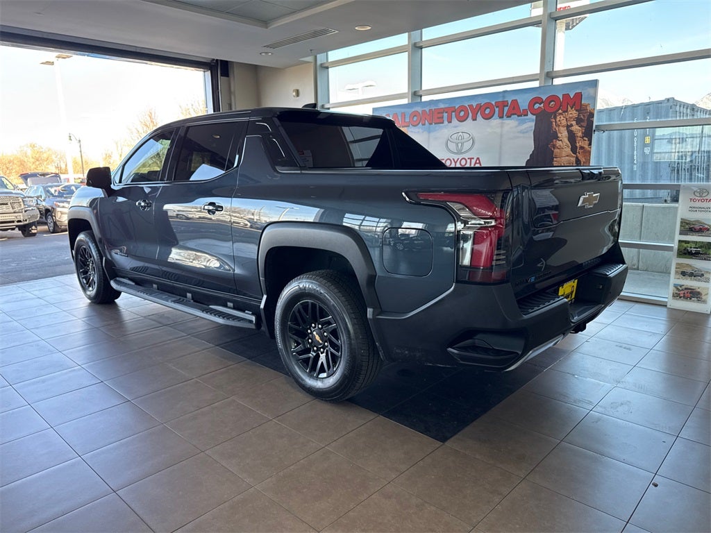 2025 Chevrolet Silverado EV LT