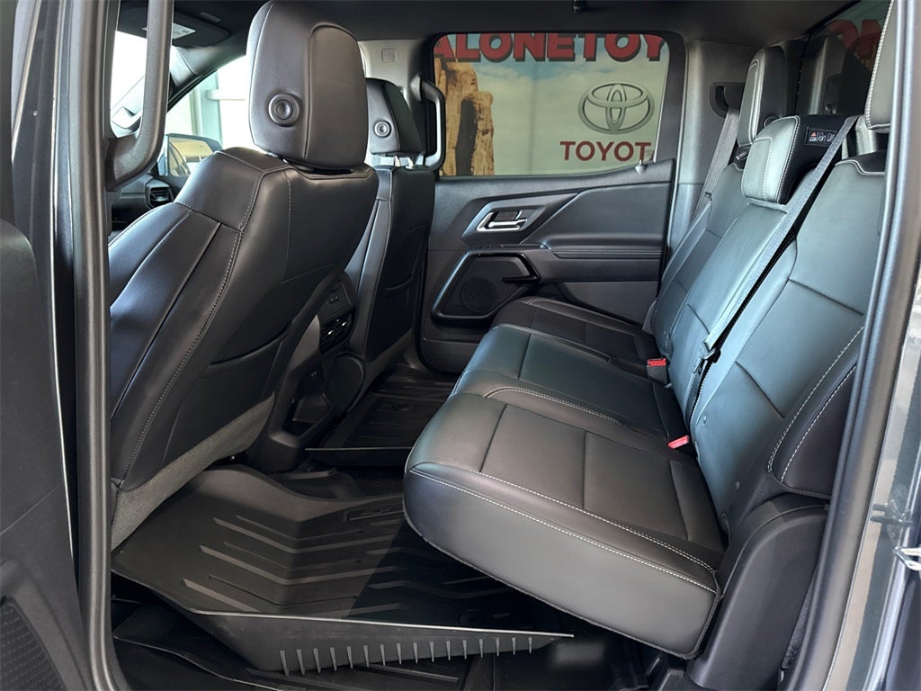 2025 Chevrolet Silverado EV LT