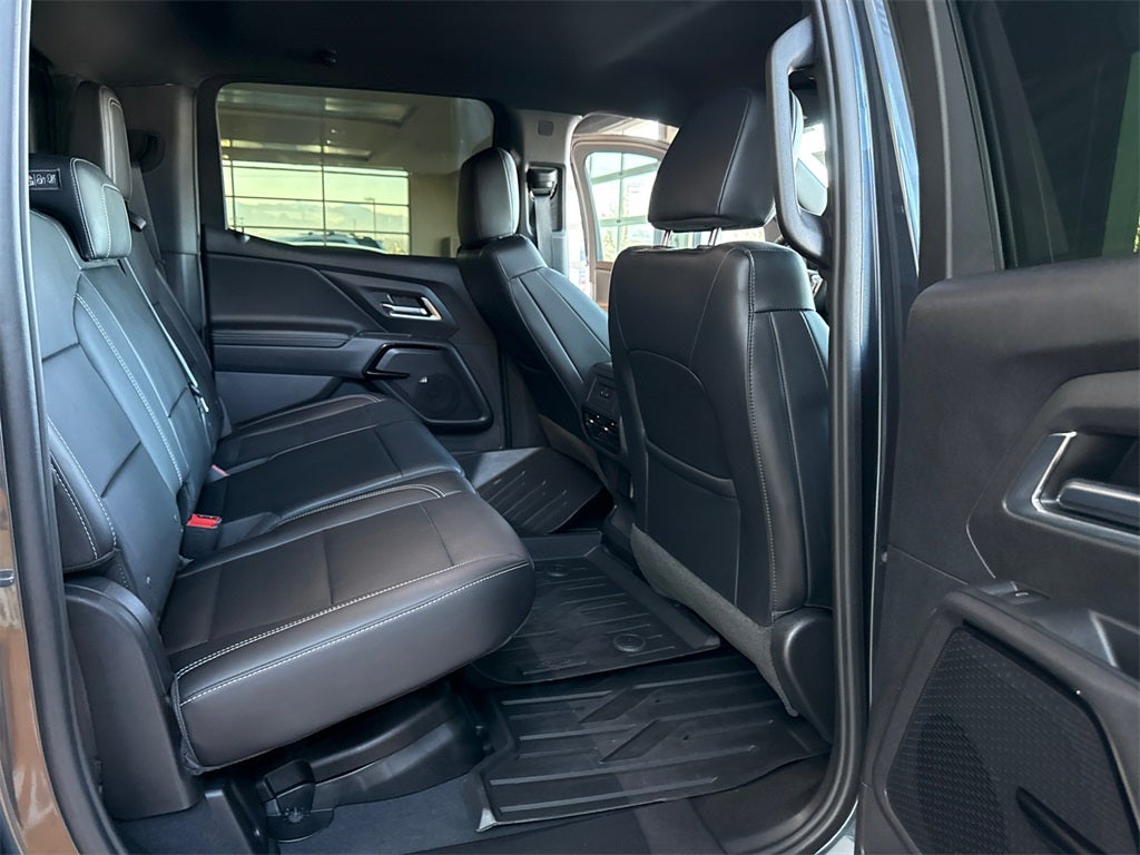 2025 Chevrolet Silverado EV LT