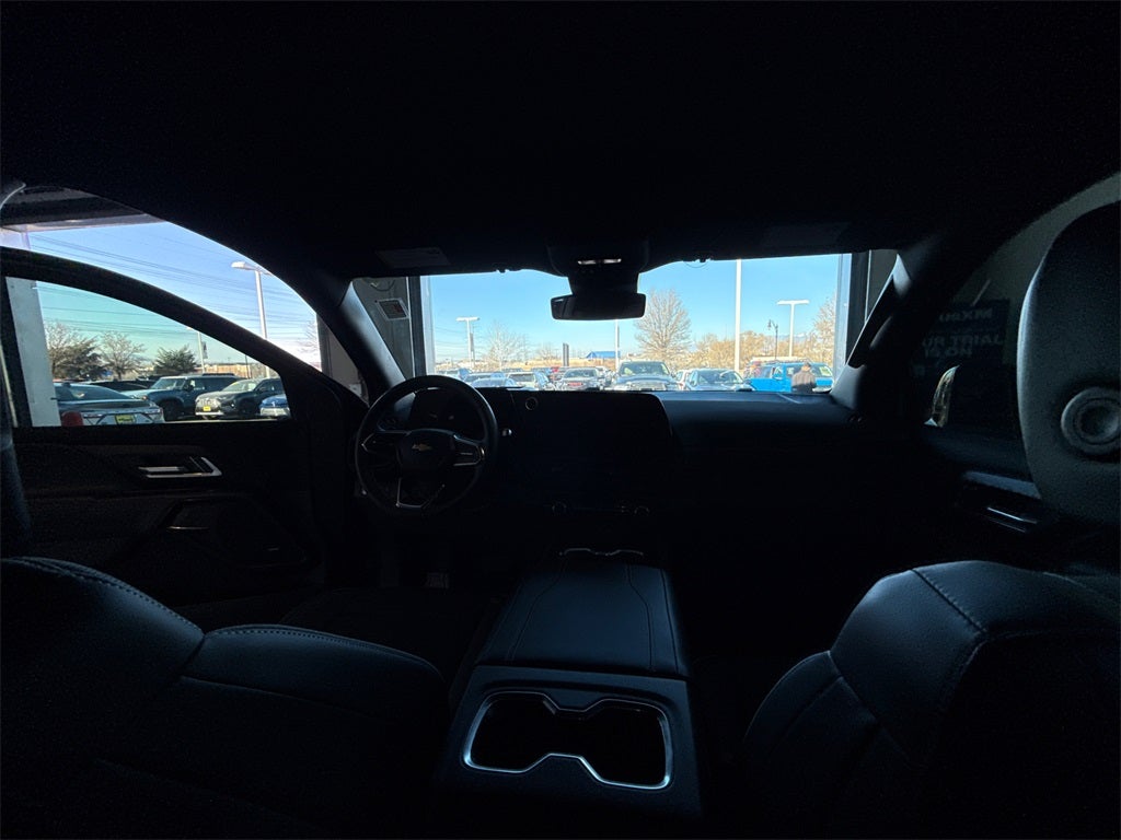 2025 Chevrolet Silverado EV LT