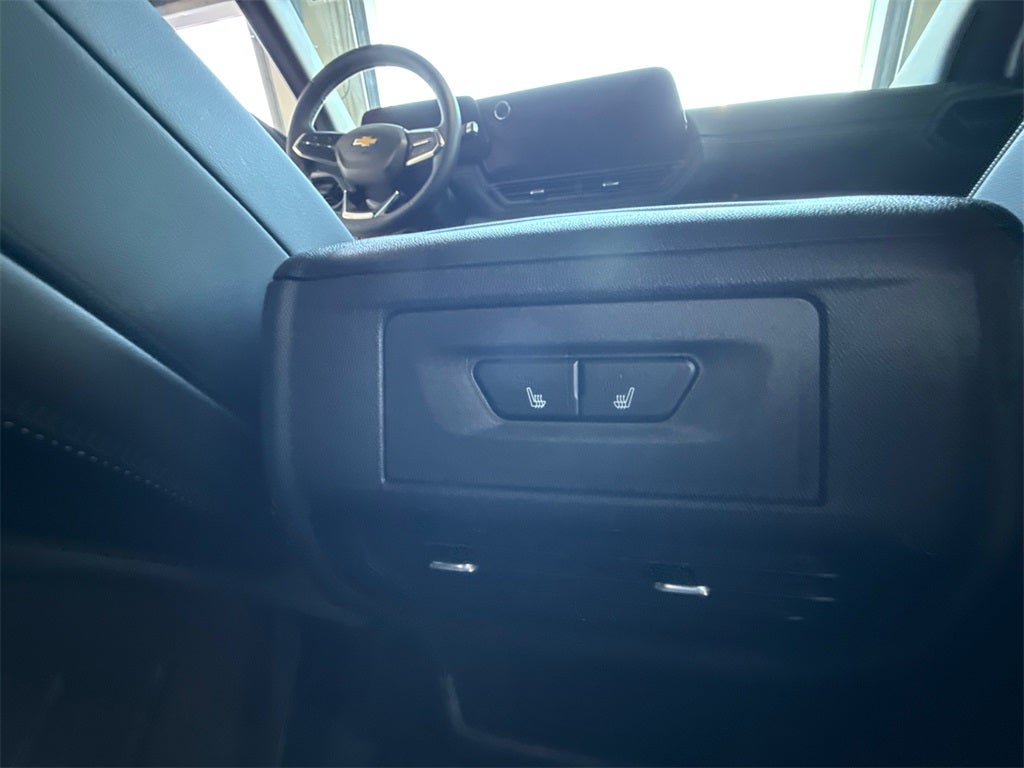 2025 Chevrolet Silverado EV LT