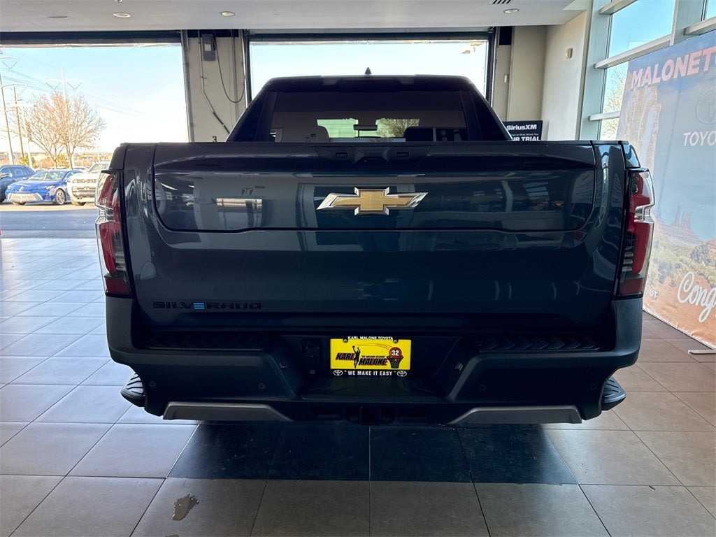2025 Chevrolet Silverado EV LT